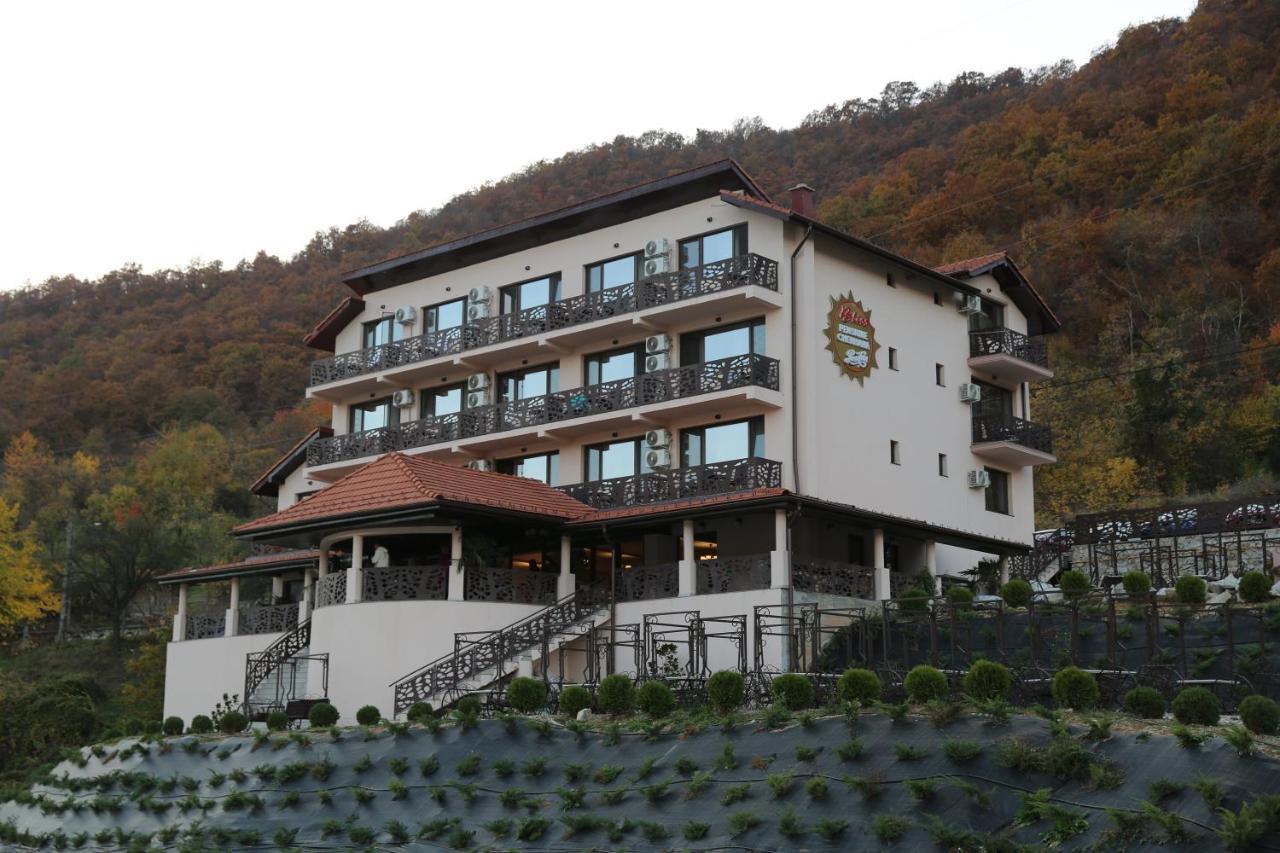 Bliss Dubova Bed & Breakfast Luaran gambar
