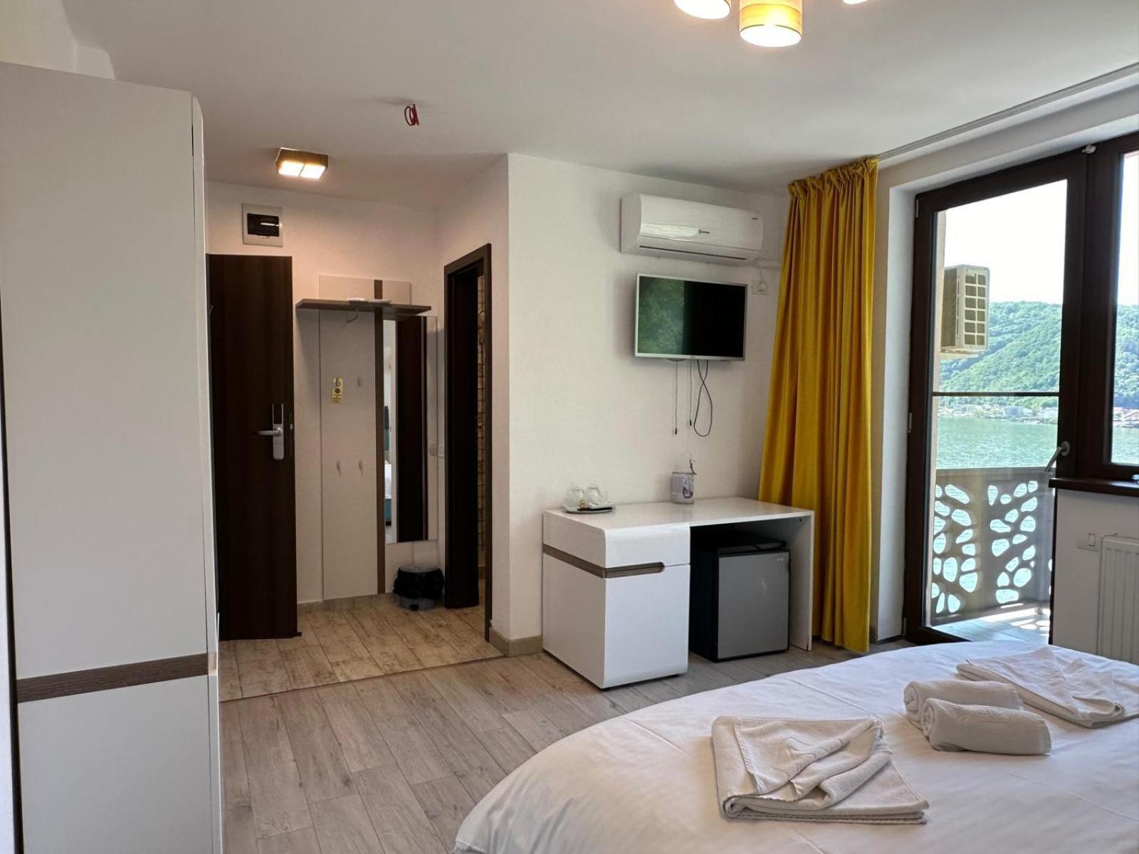 Bliss Dubova Bed & Breakfast Luaran gambar